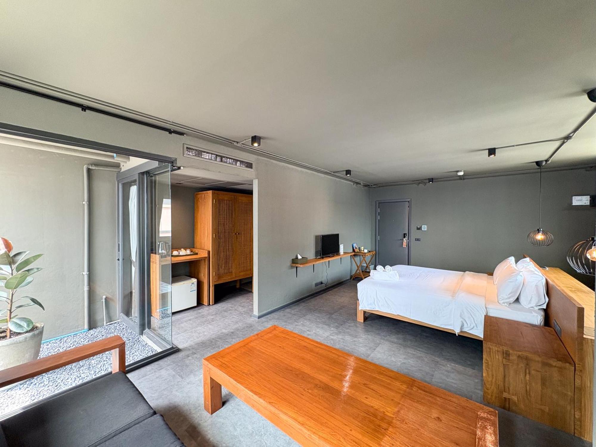 Centric Place Hotel Bangkok Exterior photo